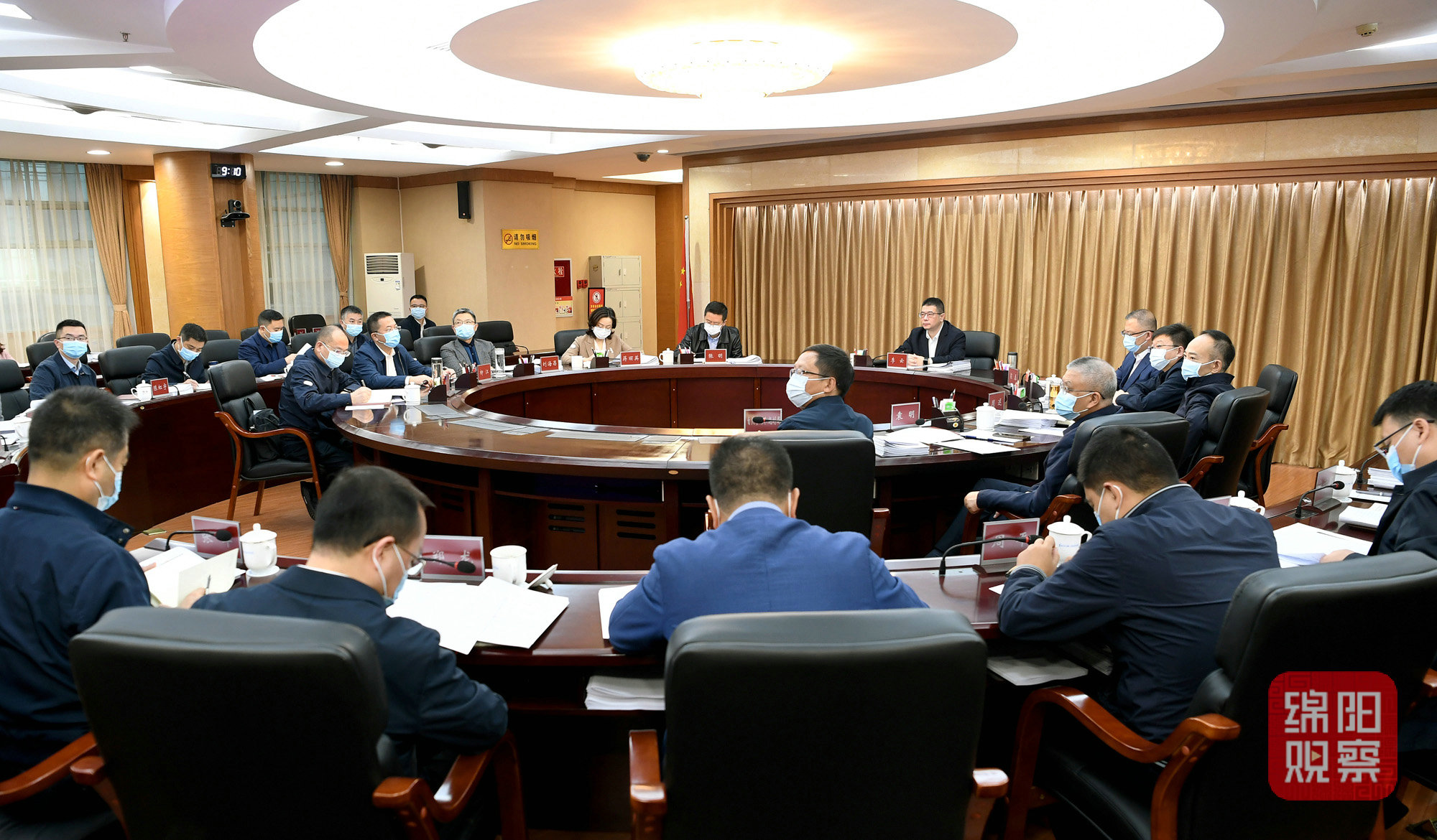 2022年10月12日，市政府第38次常務(wù)會(huì)  張莉 攝.jpg